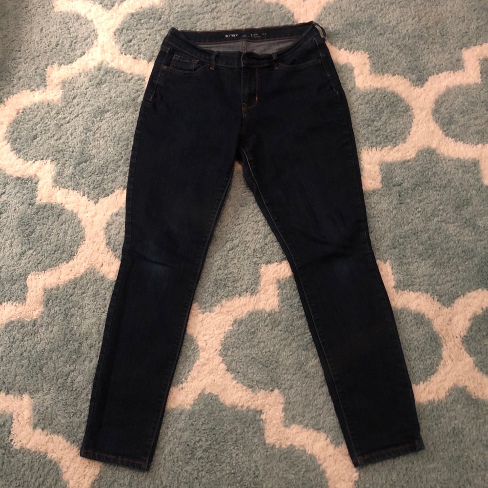 Old navy size 4 curvy profile dark wash jeans